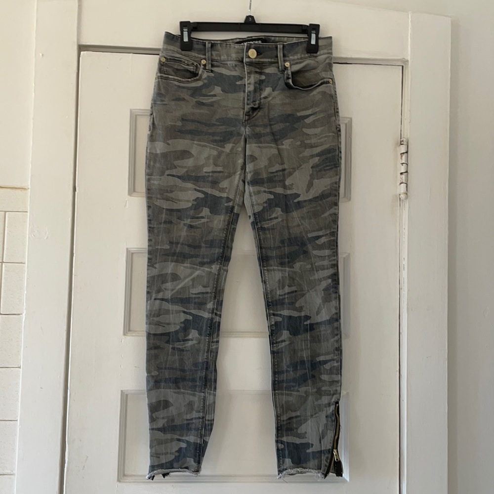 Express Camouflage Jeggings!